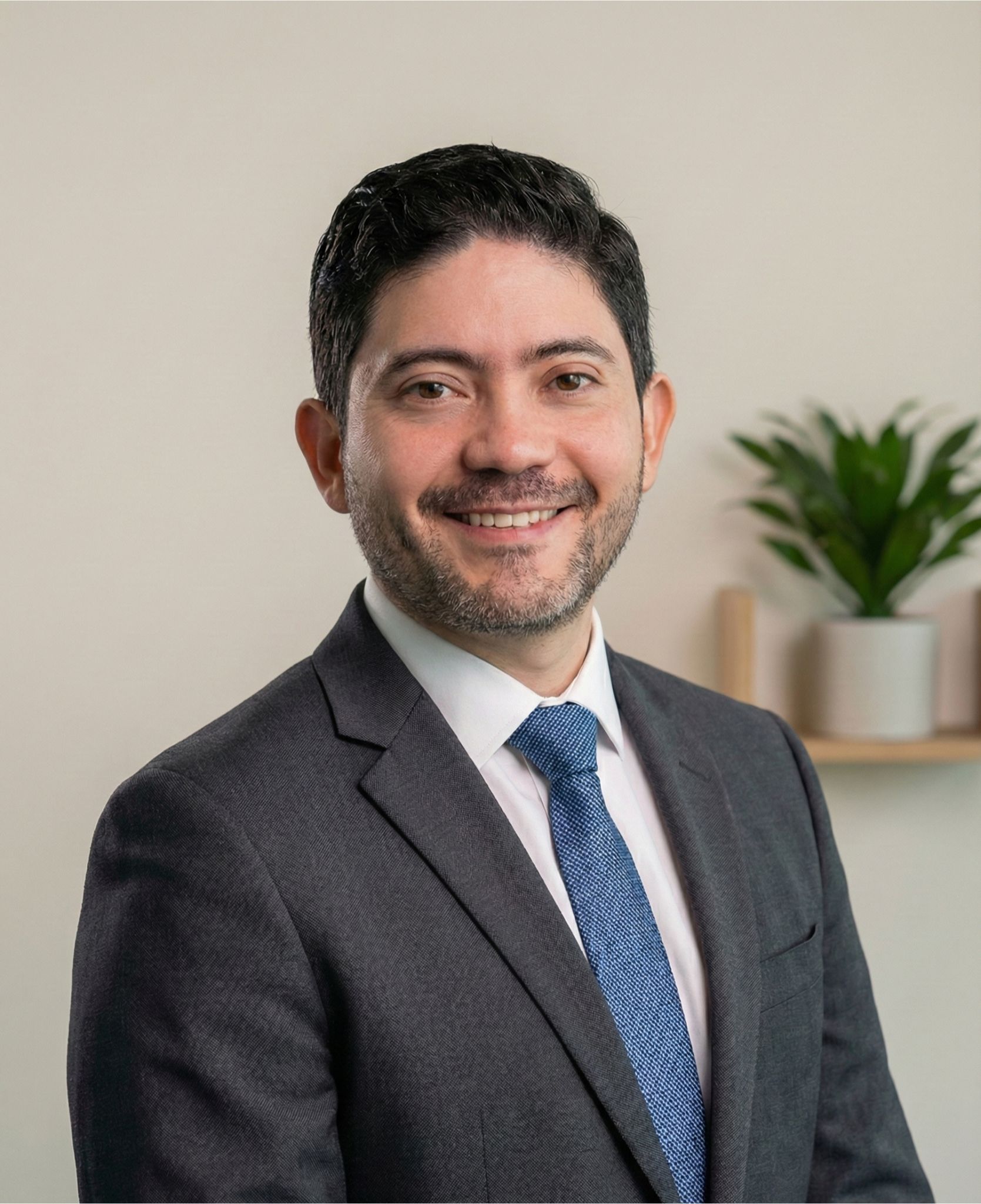 Carlos Cabezas headshot Andenhouse